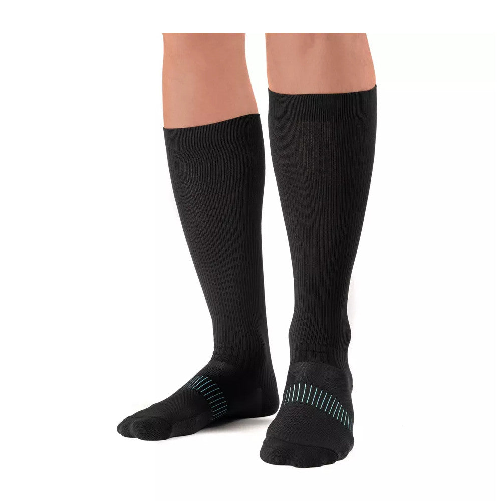 Copper Fit womens Ice Menthol Infused Compression Socks, Black, Large X, 1 Pair
