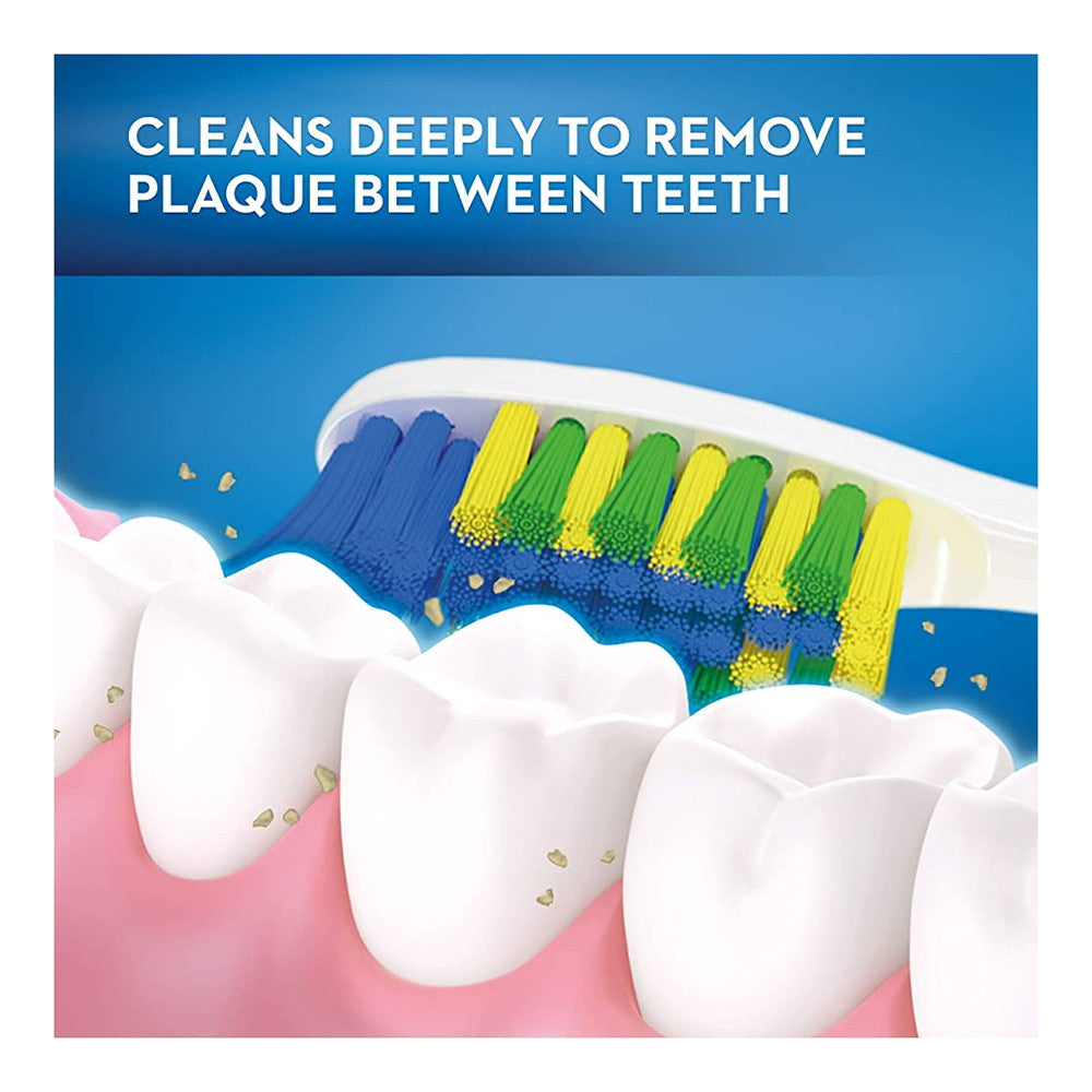 Oral-B Bacteria Blast Manual Toothbrush Soft, 4 Ct