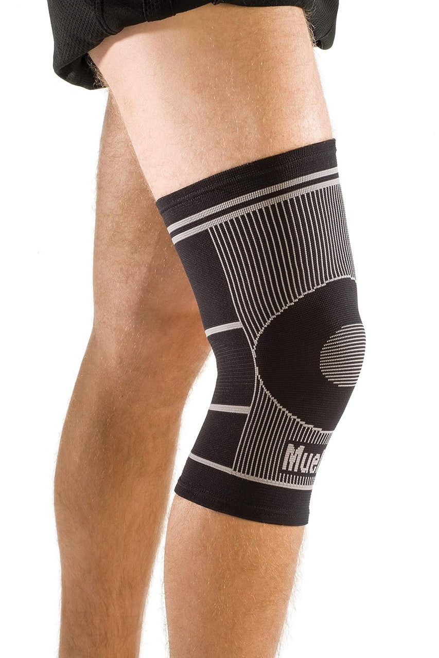 Mueller 4-Way Stretch Knee Support Large/X Large, 1 Ea